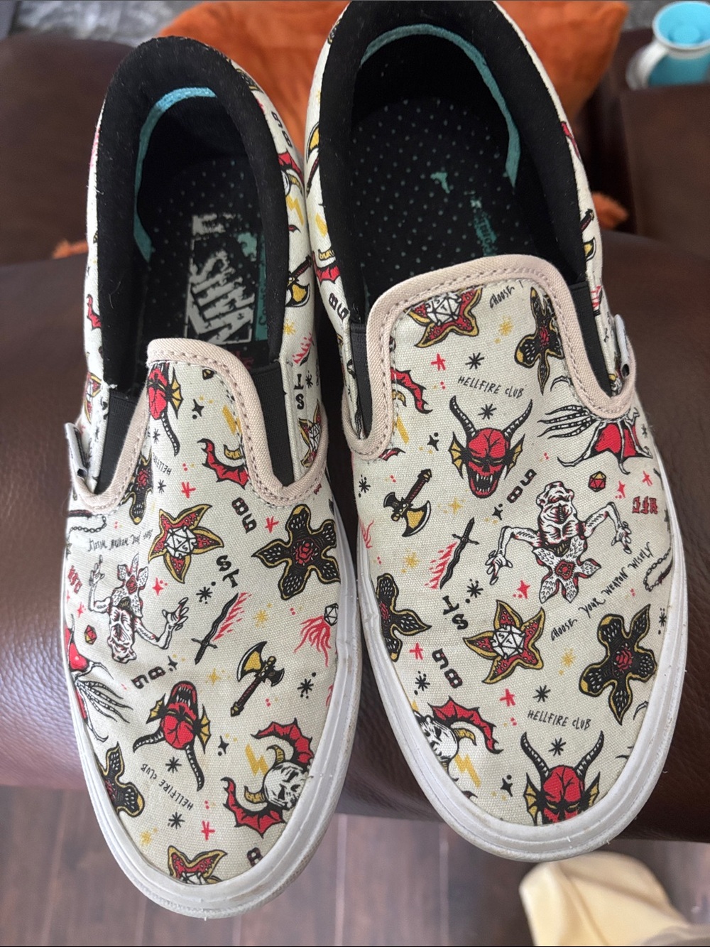 Stranger things vans size 7 men’s 8.5 women’s